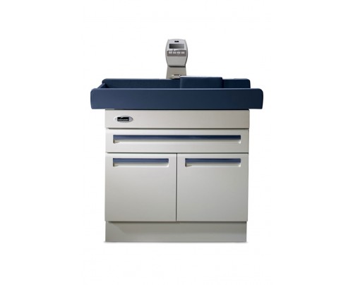 midmark_640-001_pediatric_exam_tables_with_digital_scale